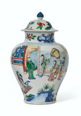 A WUCAI 'LADIES' JAR AND COVER - Foto 1
