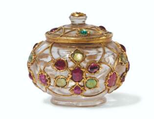 A MUGHAL ROCK CRYSTAL GEM-SET BOX AND COVER 