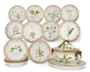 A ROYAL COPENHAGEN PORCELAIN ‘FLORA DANICA’ PART SOUP SERVICE