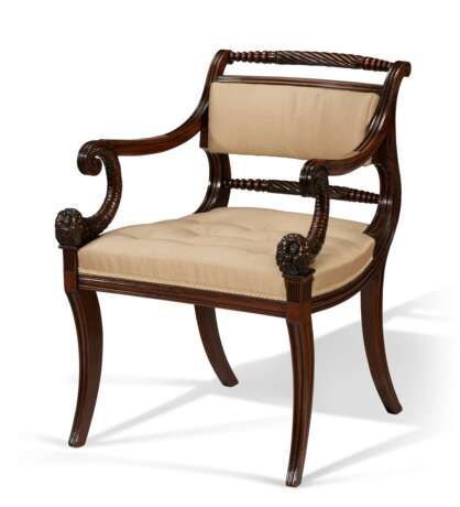 A PAIR OF REGENCY MAHOGANY ARMCHAIRS - фото 4