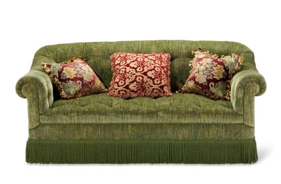 A GREEN VELVET UPHOLSTERED SOFA - photo 1