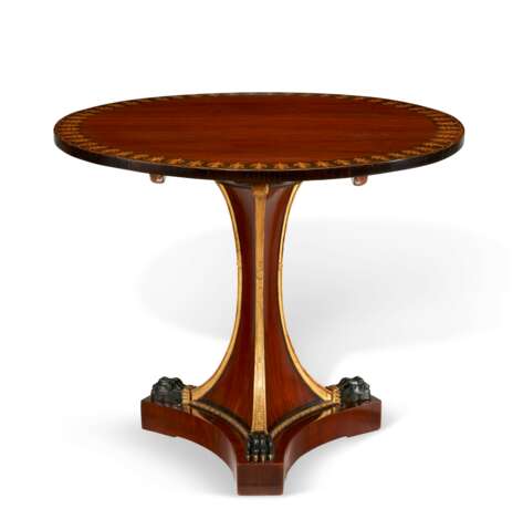 AN AUSTRIAN PARCEL-GILT AND EBONIZED MAHOGANY TEA TABLE - photo 2