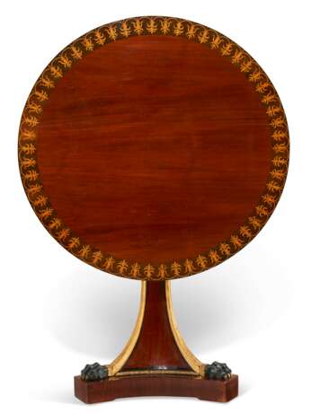 AN AUSTRIAN PARCEL-GILT AND EBONIZED MAHOGANY TEA TABLE - photo 3