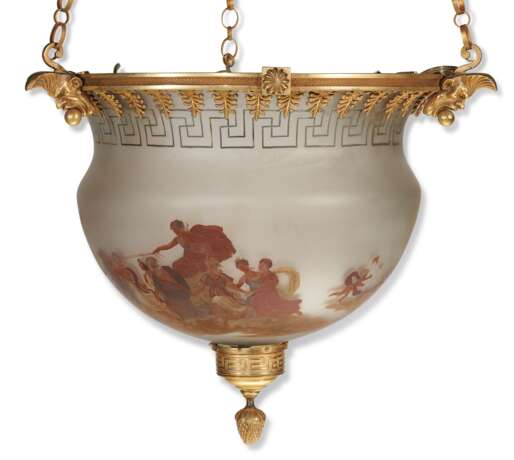 A WILLIAM IV ORMOLU-MOUNTED AND POLYCHROME-PAINTED FROSTED GLASS LANTERN - photo 4
