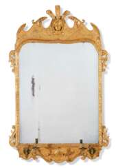 A GEORGE I GILT-GESSO GIRANDOLE MIRROR