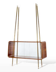 Center display cabinet with rounded body in solid wood and veneer, sliding glass doors, four brass strut supports