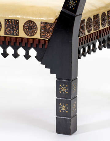 Bench in carved and inlaid wood - photo 2
