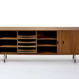 Sideboard with two sliding doors and one hinged door - photo 2
