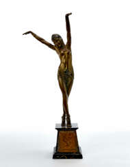 Danzatrice egizia | Polychrome enamelled bronze sculpture