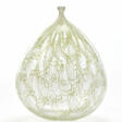 Vase in crystal blown glass with inclusion of thin irregular filaments in lattimo and yellow glass - Auction prices