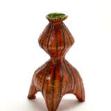 Bottle sculpture with tripod base in matt glazed terracotta and sub-display in orange and green with brown drips - photo 1