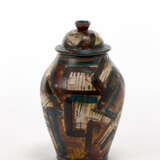 Potiche in opaque glazed ceramic in polychrome with an informal subject - Foto 1