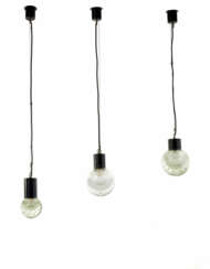 Three suspension lamps with diffuser in Murano crystal glass with inclusion of bubbles, structure in black painted metal