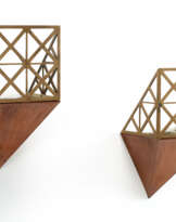 Pair of wall lamps in brass foil and brass casting
