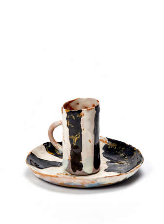 Cup and saucer in hand-molded ceramic and glazed in gray, matt white, black, ocher and light blue - photo 1
