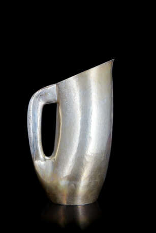 Pitcher in hammered silver - Foto 1