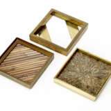 Lot of three trays in brass, glass, bamboo, cork - фото 1