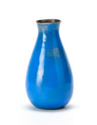 Vase model "4019"