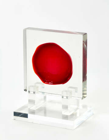Glass tile in transparent colorless and red solid glass - photo 1
