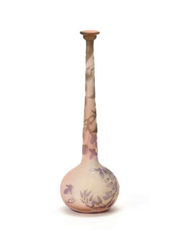 Vase with a globular body and narrow elongated neck in acid-etched cameo glass with plant decoration depicting a wisteria on a lattimo-pink background - photo 1