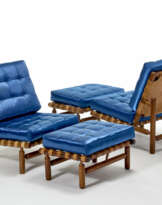 Lot consisting of a pair of armchairs joined to two footrests