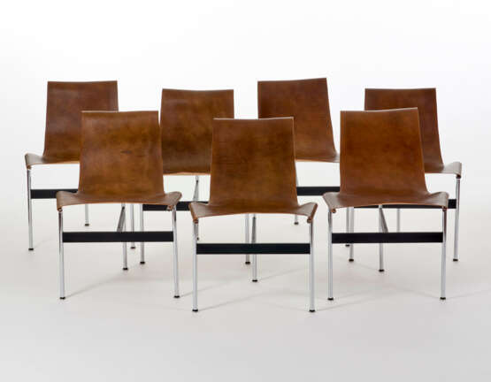 Lot consisting of seven chairs model "T-Chair 4LC" - фото 1