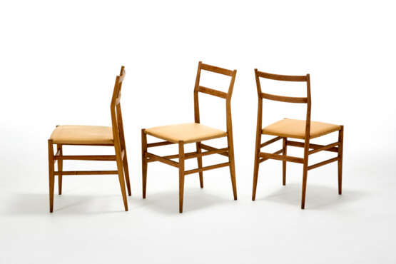 Three chairs model "646 Leggera" - Foto 1