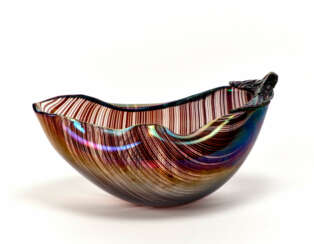 Clear colorless "tessuto" glass sculpture with amethyst rods with iridescent surface and leaf applied in colorless glass