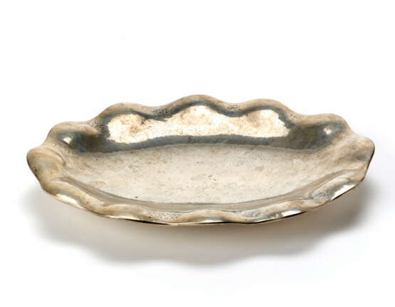 Centerpiece in poded silver with wavy edge on a serpentine base - photo 1