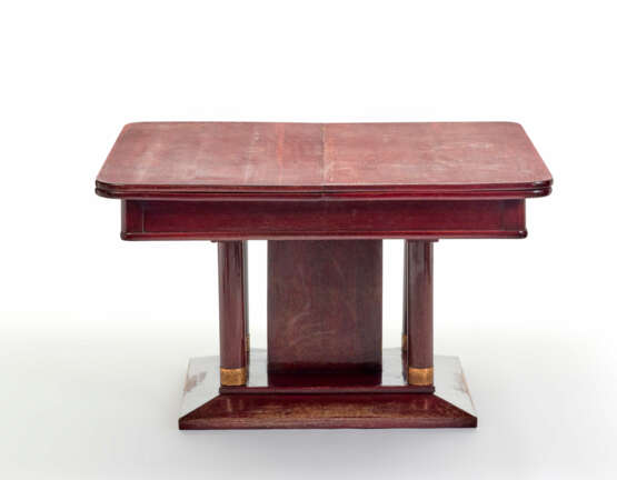 Table with central stem extensions and four turned columns - photo 1