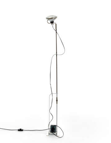 Floor lamp model "Toio" - photo 2