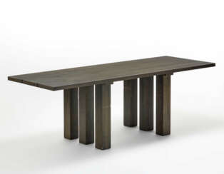 * Table model "La Basilica"