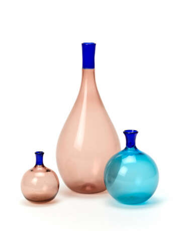 Lot consisting of three single flower vases of the series "Colletti" - photo 1