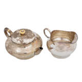 SCHWEIZ Teekännchen und Milchgießer, 875 Silber, nach 1815. - photo 1