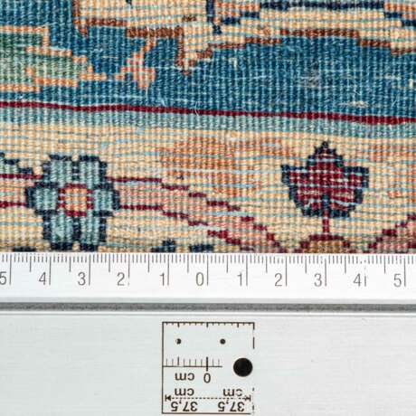 Orientteppich. KIRMAN-LAWER/PERSIEN. 20. Jh., 390x266cm. - Foto 4