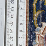 Orientteppich mit Seide. ISFAHAN/PERSIEN, 20. Jh., 256x162 cm. - Foto 4