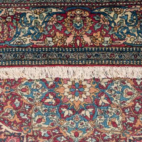 Orientteppich. BACHTIAR/PERSIEN, 1. Hälfte 20. Jh., 205x138 cm. - photo 3