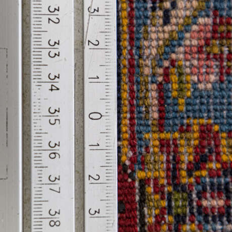 Orientteppich. KESHAN/PERSIEN, 20. Jh., 410x284 cm. - Foto 5