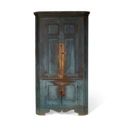 A CHIPPENDALE BLUE-PAINTED YELLOW PINE CORNER CUPBOARD
