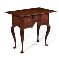 A QUEEN ANNE FIGURED MAPLE DRESSING TABLE
