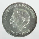 10 Mark DDR Albert Schweitzer 1975 - photo 1