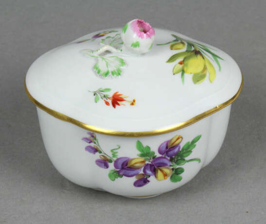 Meissen Deckeldose *Blume 1* - фото 2