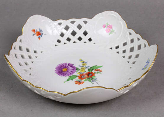 Meissen Geflechtrand Schale *Blume 3* - photo 2