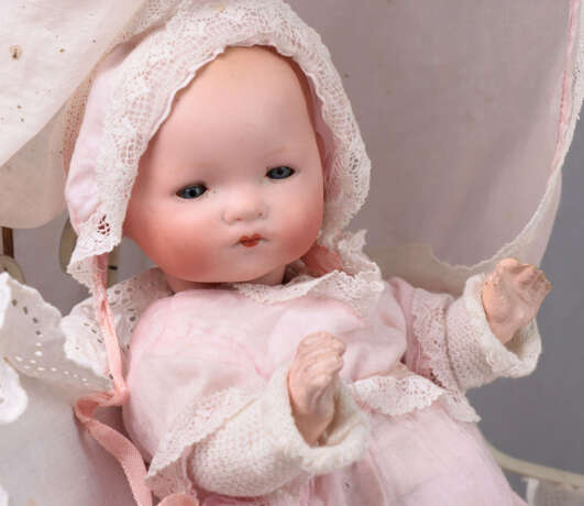 Armand Marseille Puppenbaby im Bettchen - photo 3