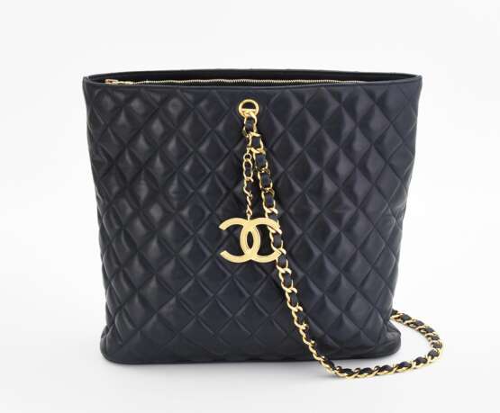 Chanel, grosse Handtasche - photo 1