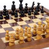 Schachspiel mit Dame und Mühle - photo 2