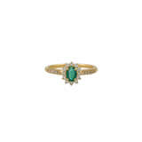 Ring mit Smaragd 0,3 ct und Brillanten von zus. ca. 0,22 ct, - Foto 2