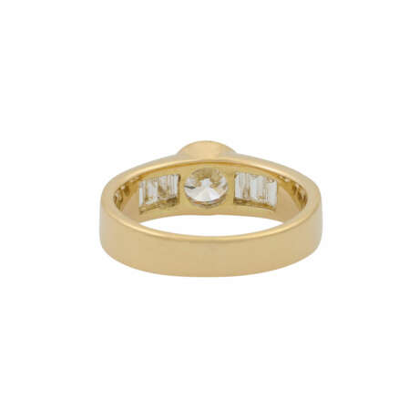 Ring mit Brillant ca. 0,79 ct, ca. FW (G) /SI1 - photo 4