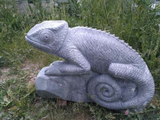 Хамелеон Marbre Sculpture sur pierre Réalisme contemporain Animaliste Russie 2019 - photo 2