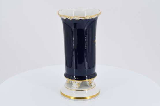 Konvolut von 2 Vasen und 2 Tellern mit kobaltblauem Fond - photo 5